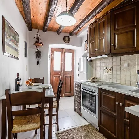 Traditional Castle House Holiday home Naxos City