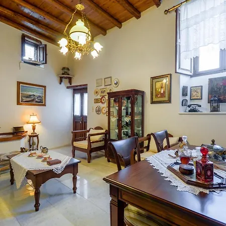 Holiday home Traditional Castle House Naxos City
