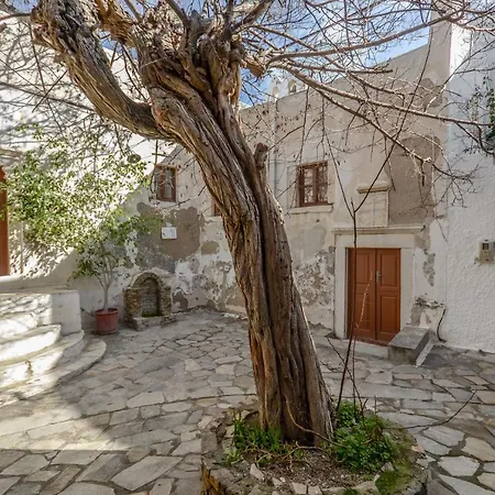 Holiday home Traditional Castle House Naxos City